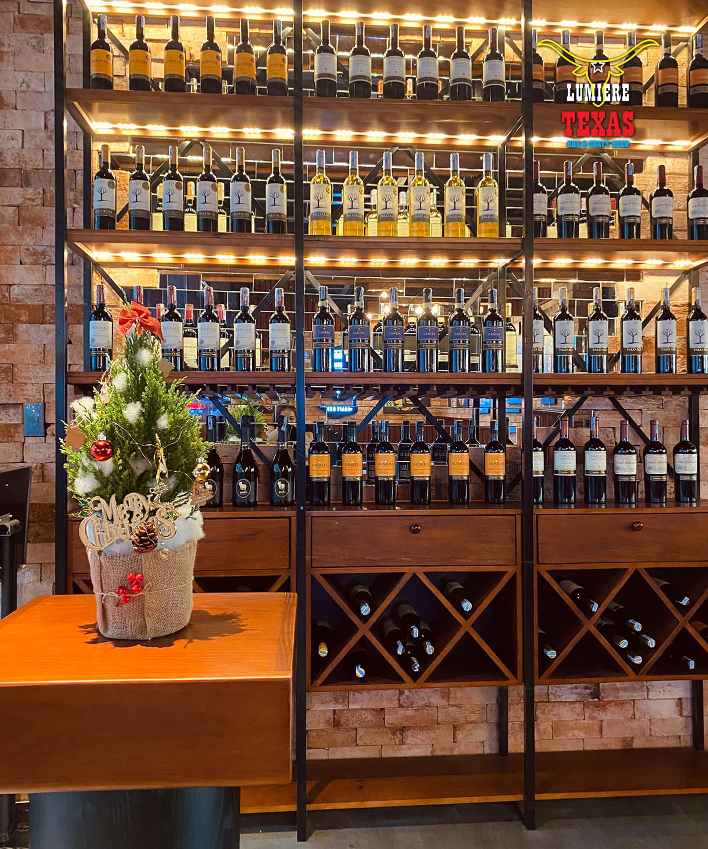  Lumiere Texas BBQ - Sài Gòn